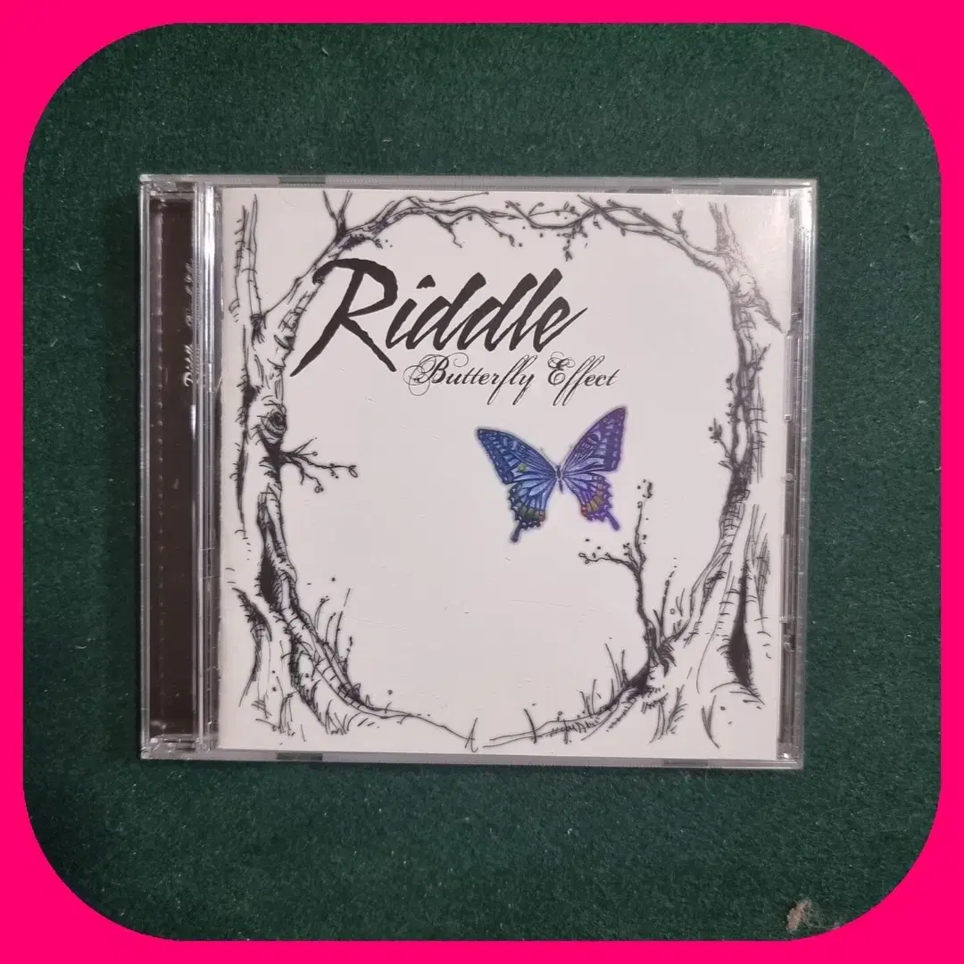 RIDDLE BUTTERFLY EFFECT  CD