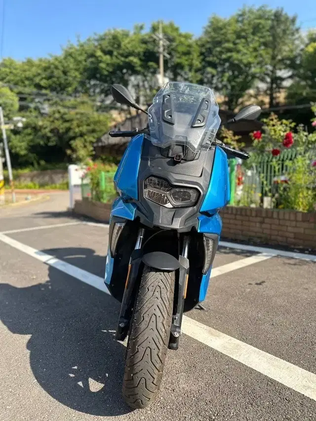 BMW C400X