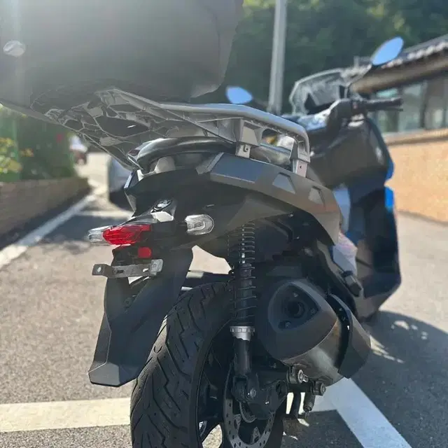 BMW C400X