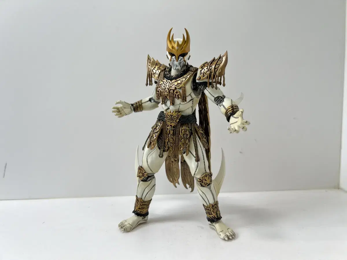 Shf jin gol jo un dagba zeba figure for sale.