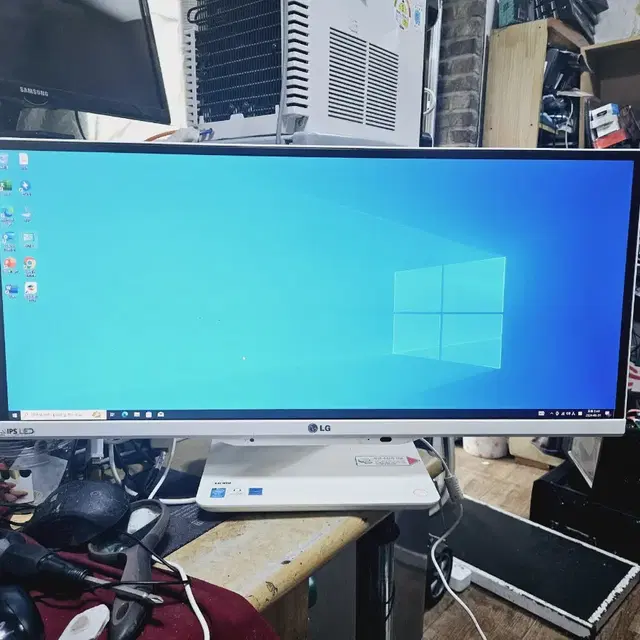 LG29인치 ips 와이드일체형 컴퓨터