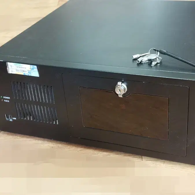 iEi RACK-360GBATX-R22 산업용컴퓨터 랙