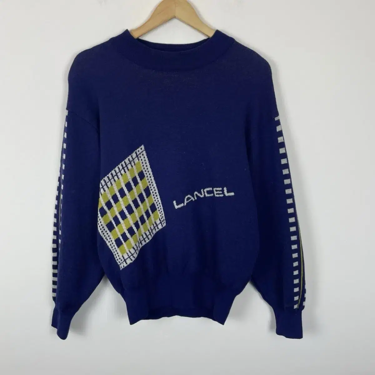 Lancel 퍼플 자카드 니트