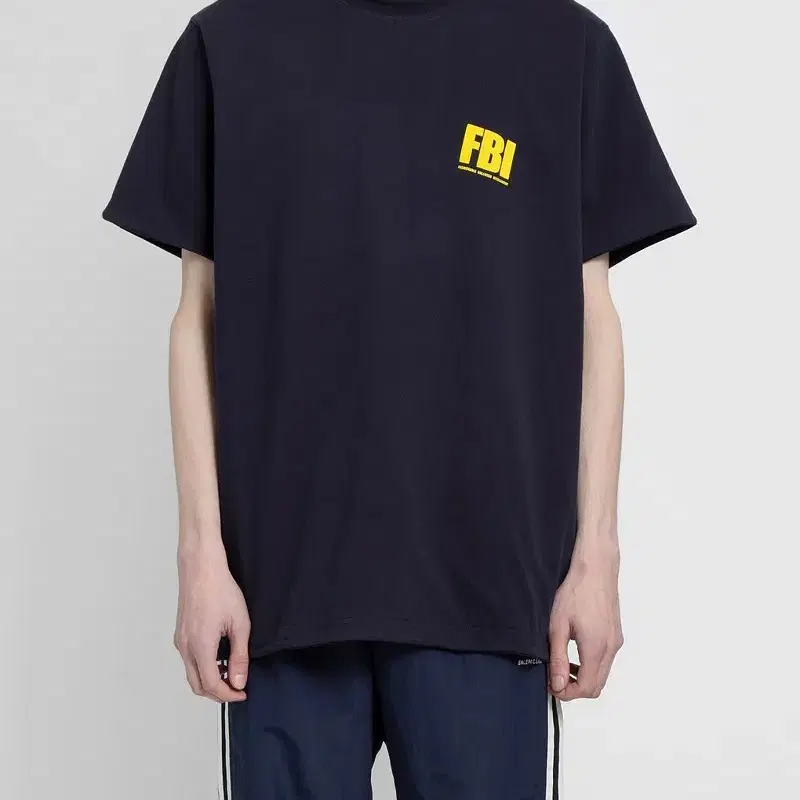 발렌시아가 리버시블 FBI 타이거 프린트 남성 블랙