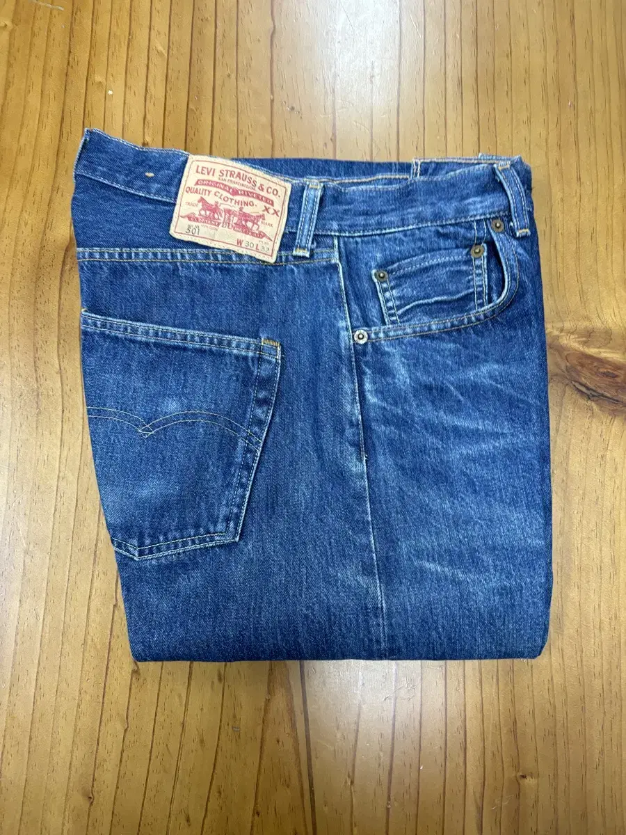 [SOLD] Levi's 66501 New Laces 30/32 Last Price