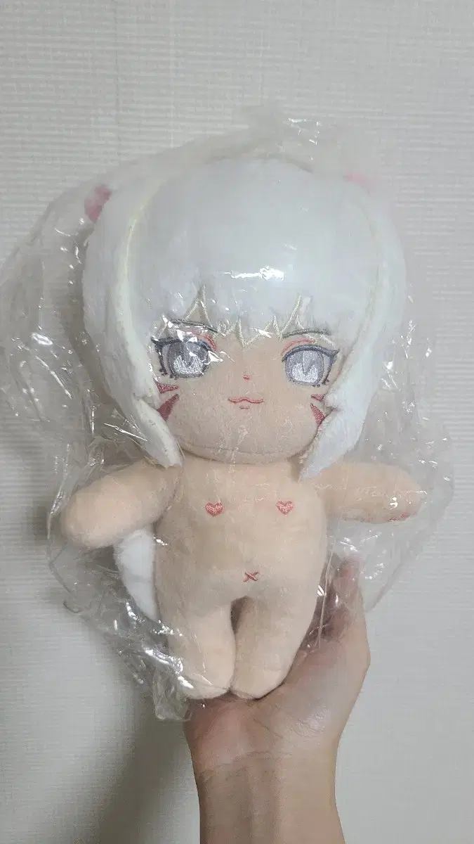 Yashtola 20 cm doll