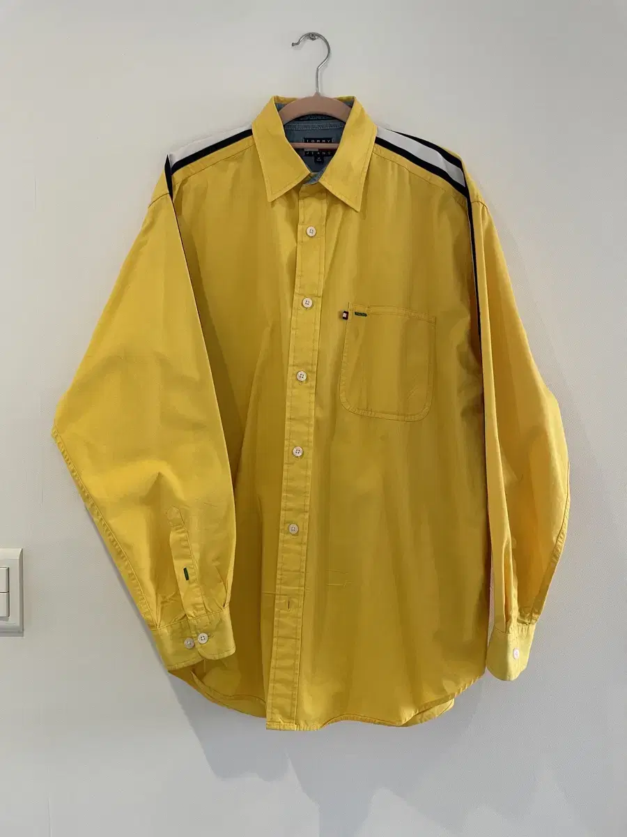 Tommy Hilfiger Logo Shirt