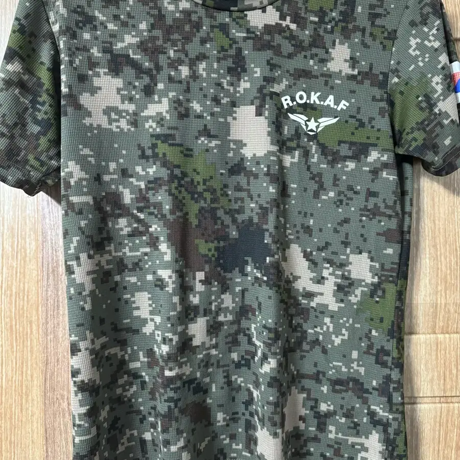 로카티셔츠(air force)