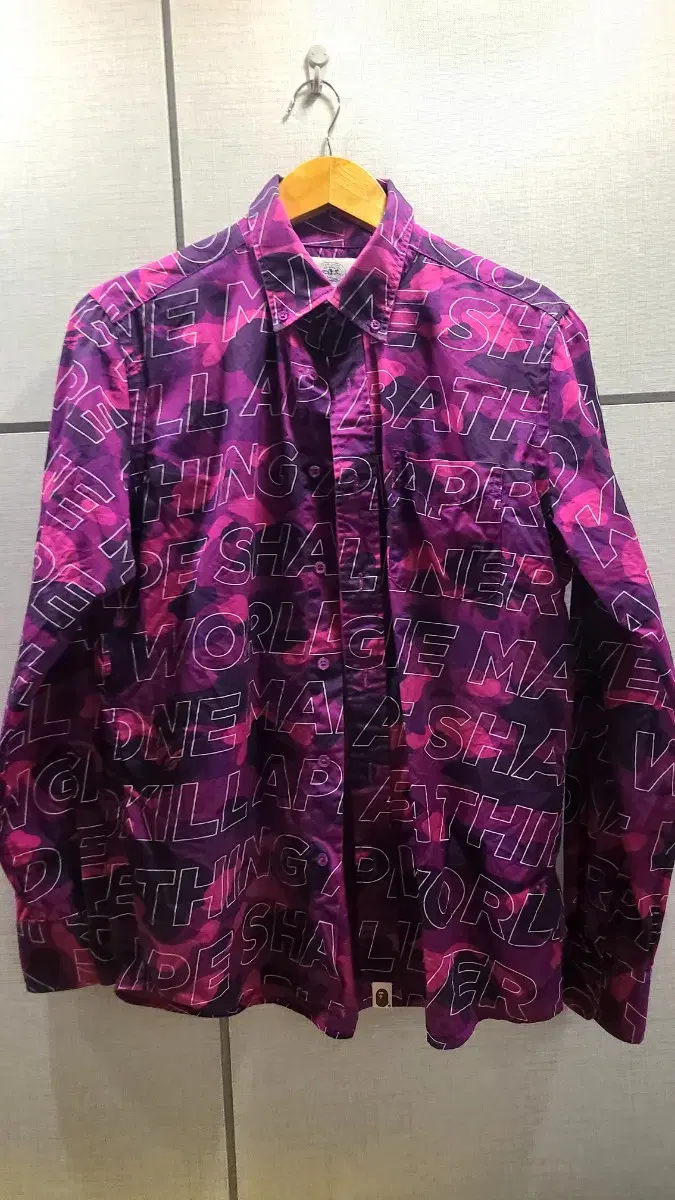 [M]Vape Purple Camo Lettering Shirt