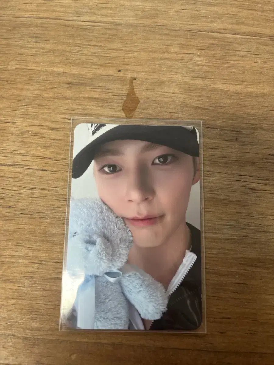 zerobaseone musicplant zerobaseone teddy bear unreleased photocard sung hanbin sells