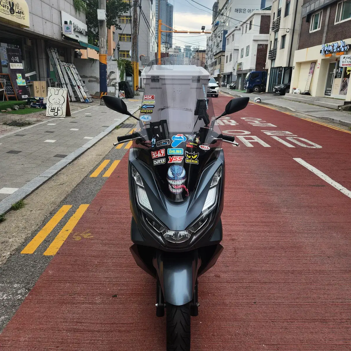 L-상품화완료 ) pcx125 22년식 2만km대 ABS 모델 배달셋팅