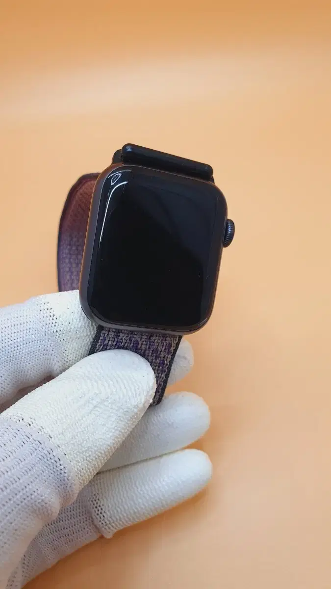 (For parts) Apple Watch 5 Nike Edition, 40mm, WR-50M