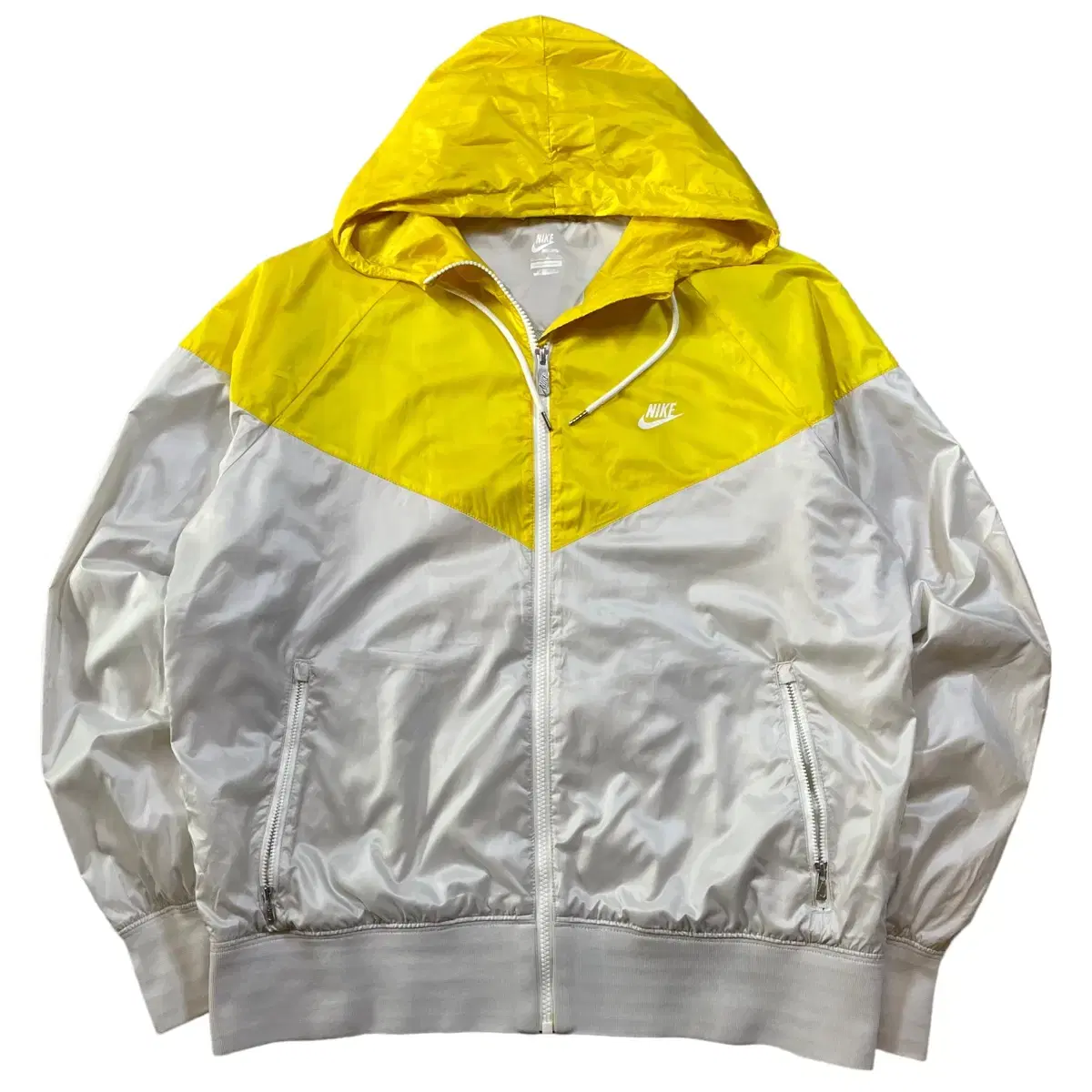 Nike Windrunner Windbreaker