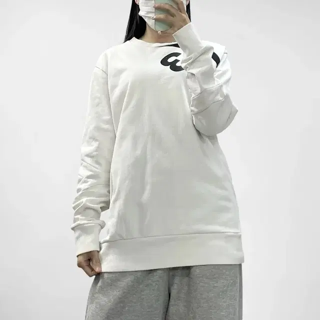 Y-3 x 아디다스 요지야마모토 숄더 로고 맨투맨 화이트