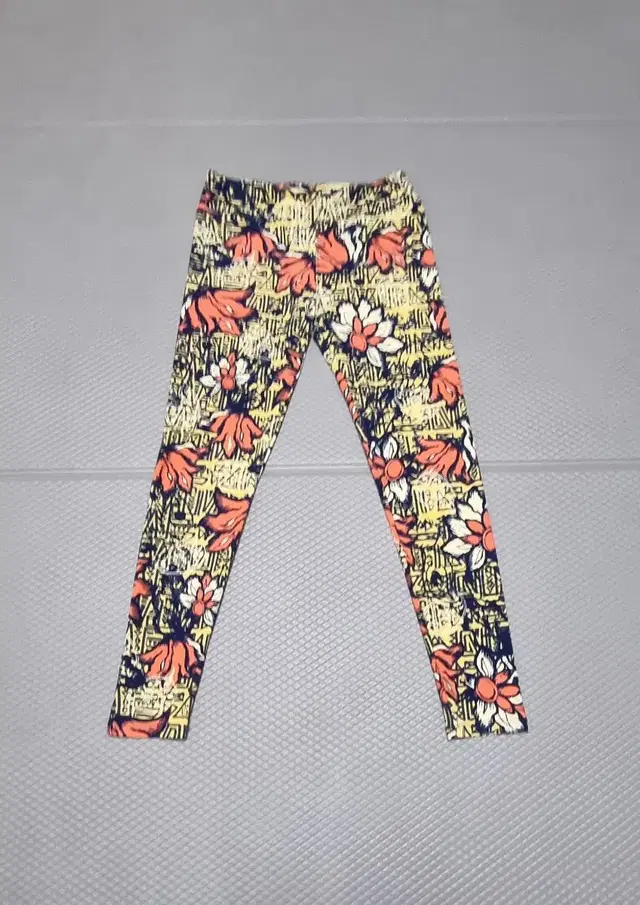 LulaRoe 플라워 레깅스