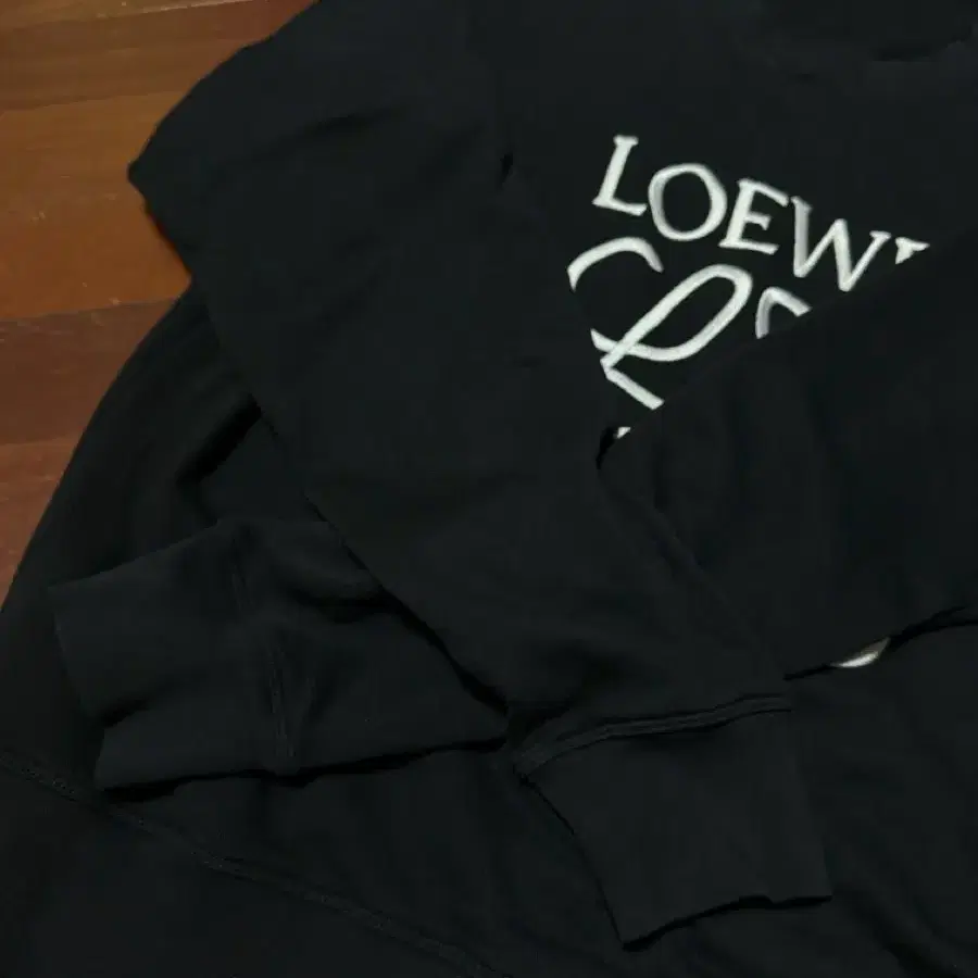 로에베 LOEWE 아나그램 맨투맨(XL)