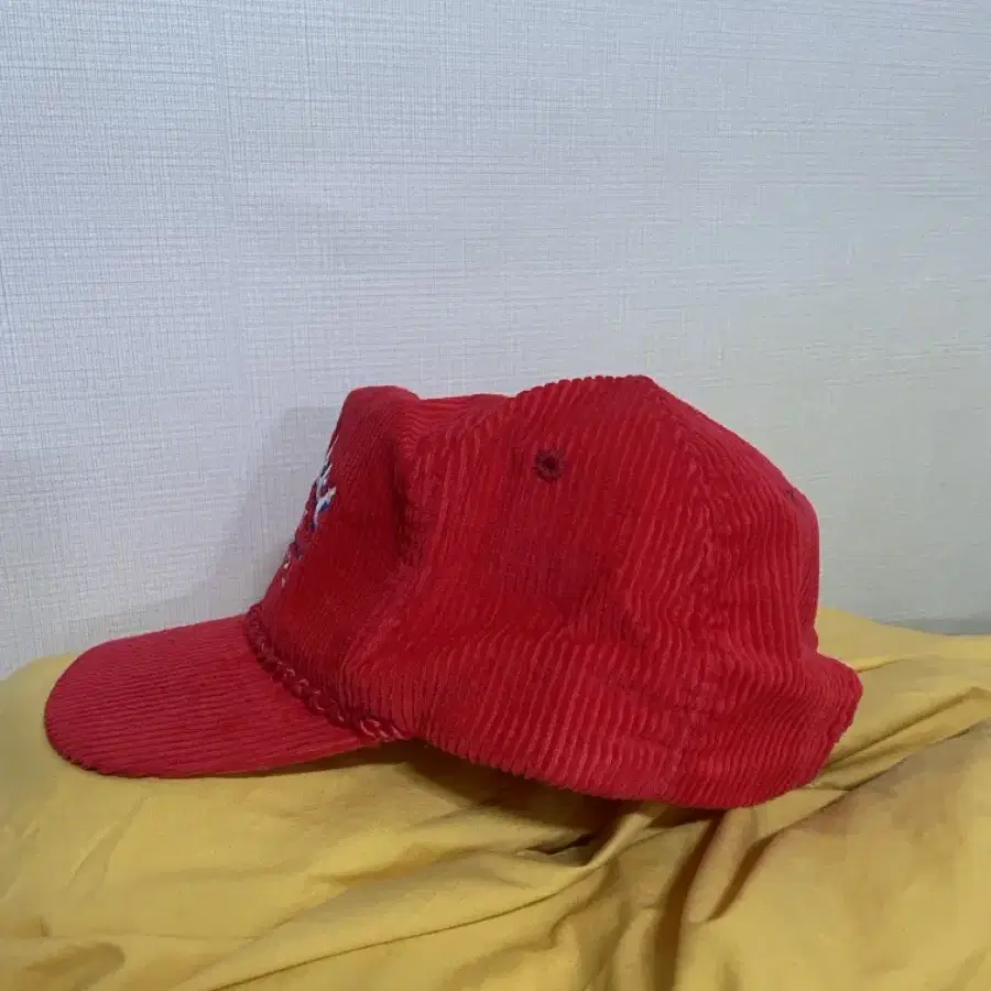 Rocket red cap