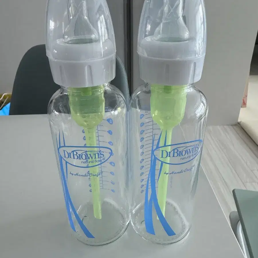 닥터브라운 내로우넥 250ml 1단계 2개 (한번사용)