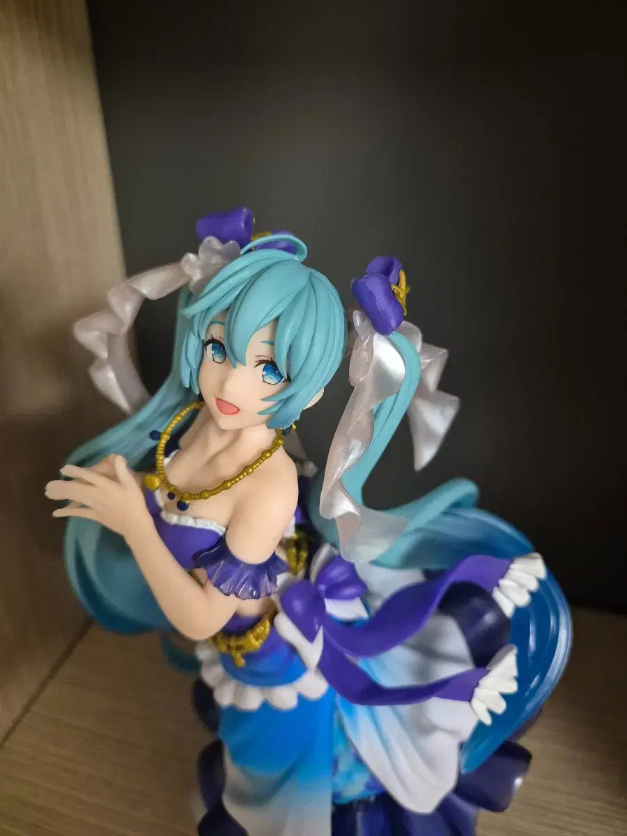 Mermaid Miku Figures