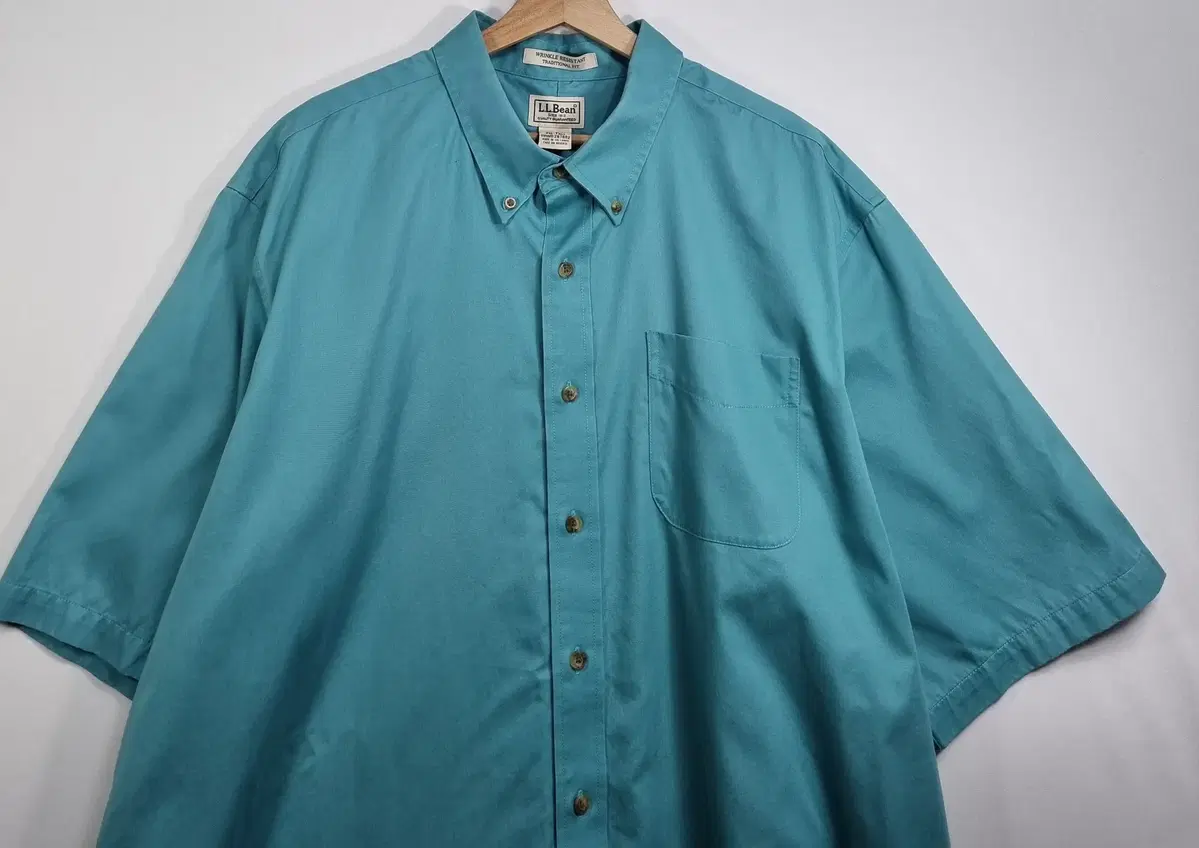 Large) LLvin Turquoise Short Sleeve Shirt