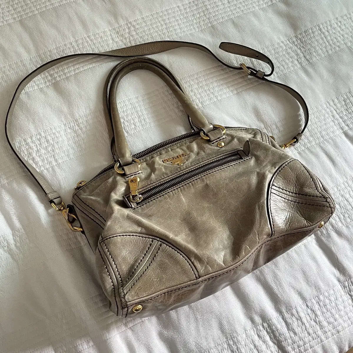 PRADA vitello shine 2way Bag