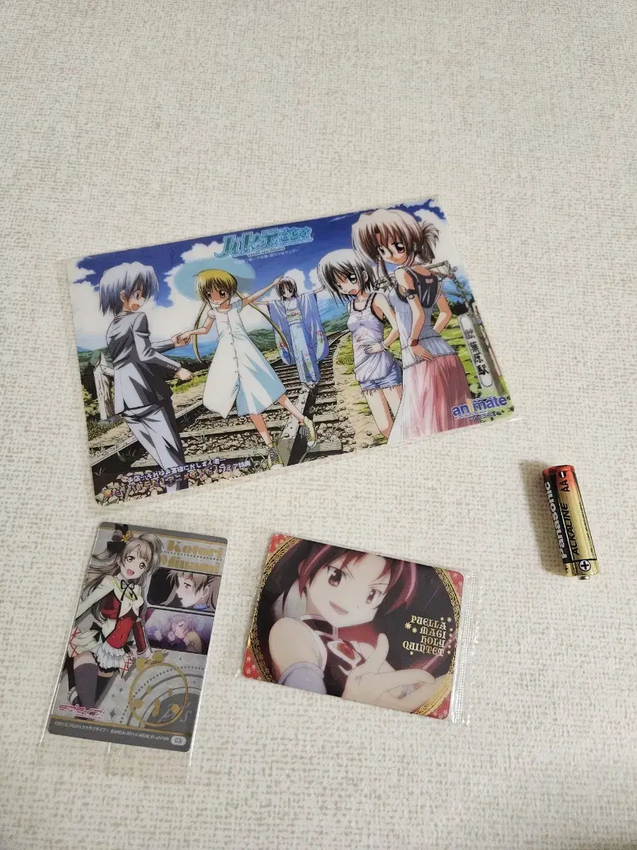 Unsealed Rare) Hayate Like Poster & Kyoko Madoka & Love Live kard Set