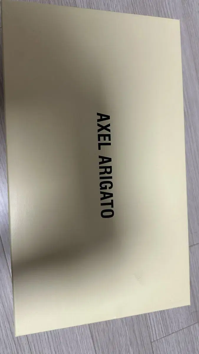 Axel Arrigato Clean 90