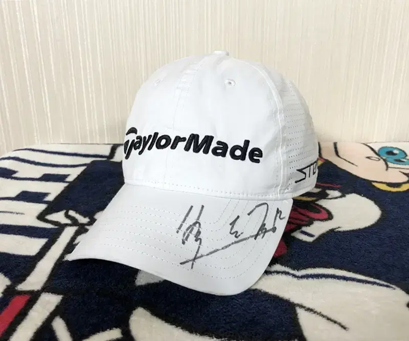 TaylorMade Golf Tour Authentic signed hat by Park Do-kyu