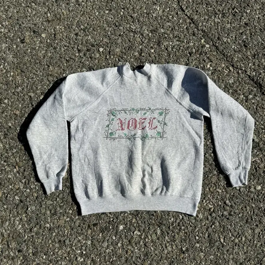 90s 50/50 Noel sweat