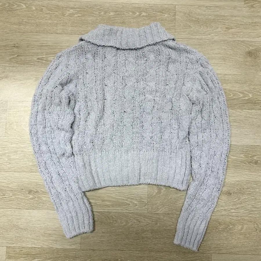 GROVE 그로브 LOTTIE KNIT - LIGHT BLUE 태연착용