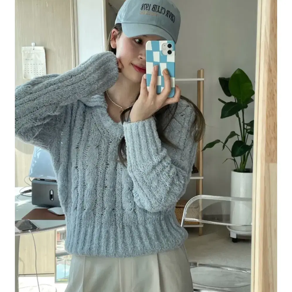 GROVE 그로브 LOTTIE KNIT - LIGHT BLUE 태연착용