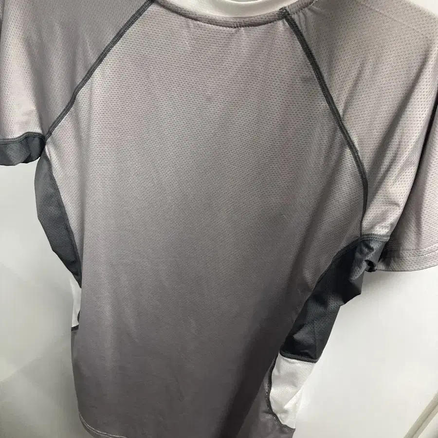 스컬프터 sports jersey tee gray