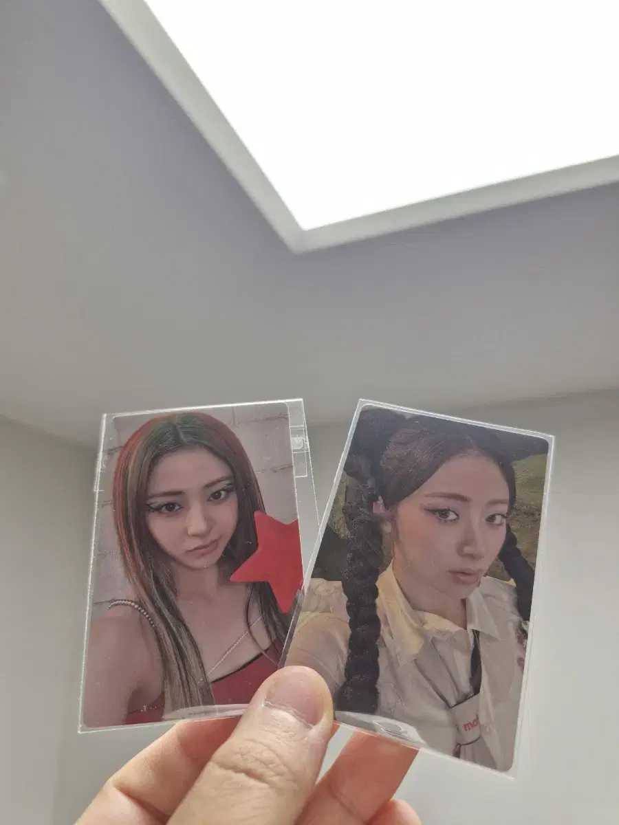 le sserafim huh yunjin crazy pre-order benefit photocard