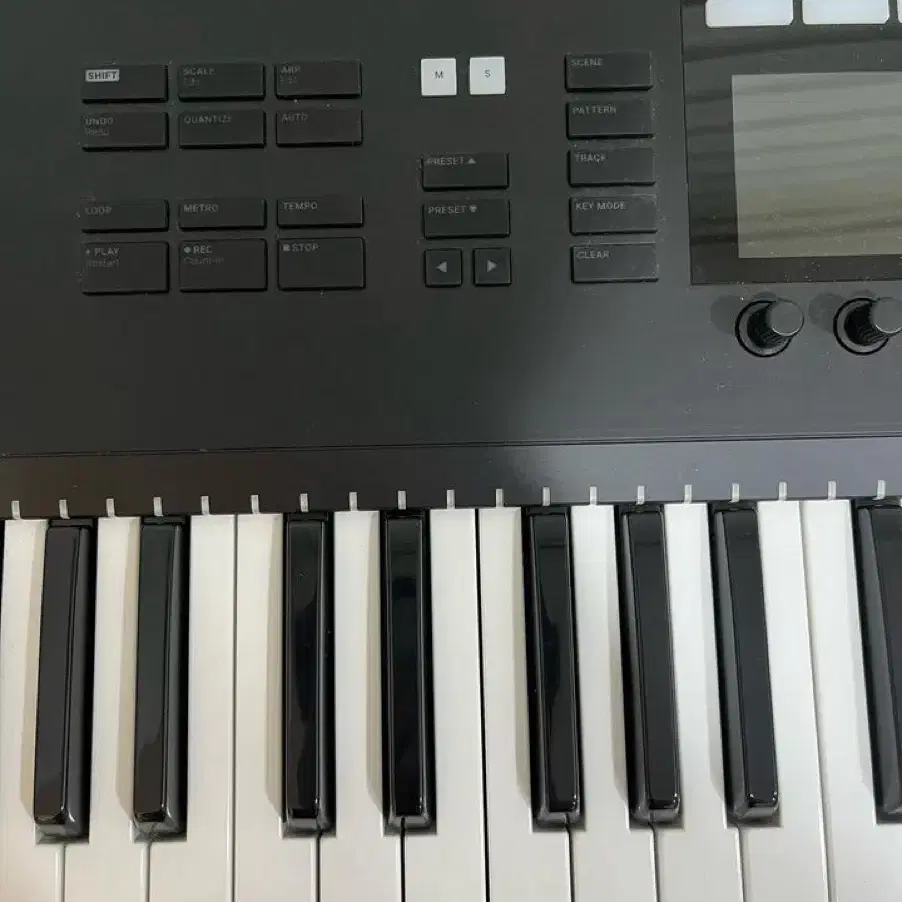 컴플리트 컨트롤 S61 mk2 NI Komplete Kontrol S 6