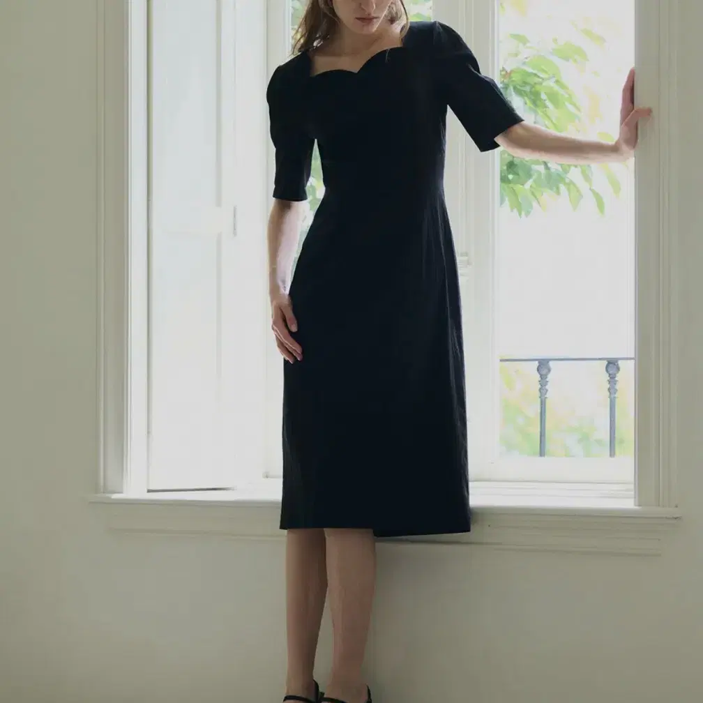 폴앤앨리스 원피스 (HEART NECK DRESS / BLACK)