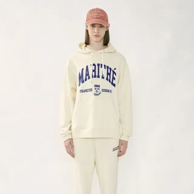 MARITHE COLLEGE HODDIE_Ivory, S