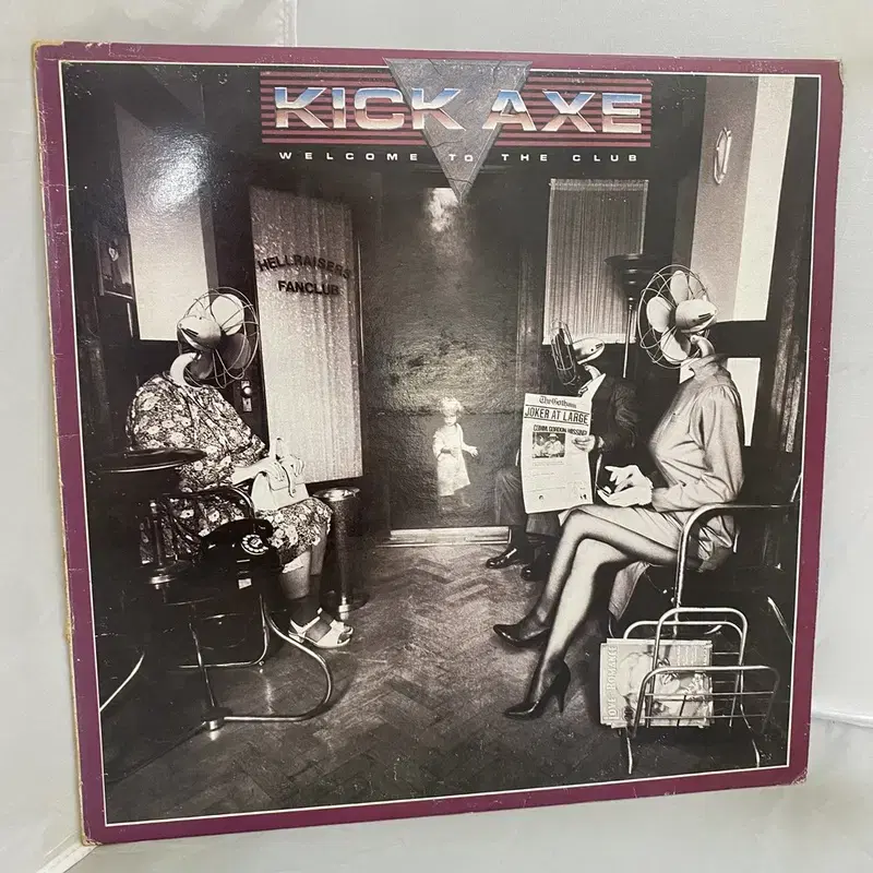 KICK AXE  LP / AA4690