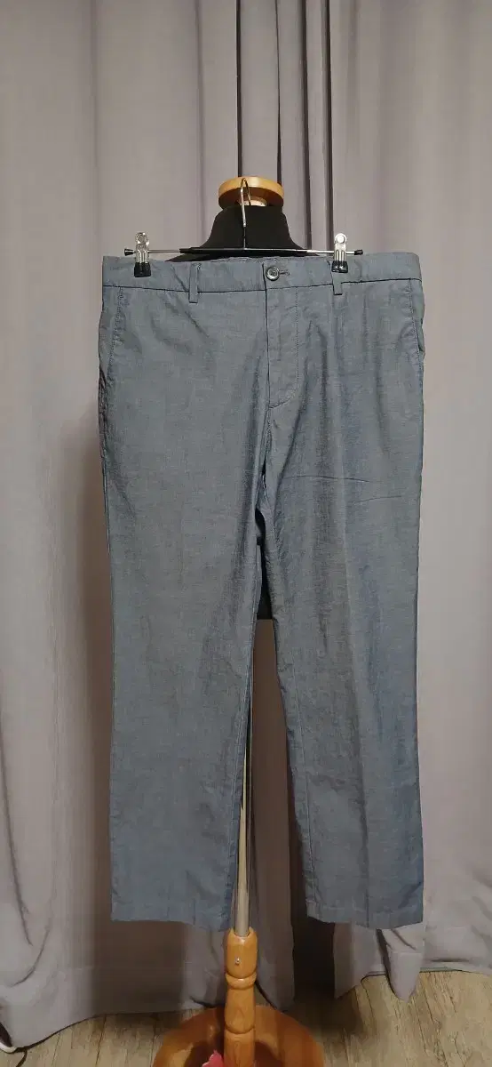 Vinpaul Slouchy Slacks Pants Size 84Good condition