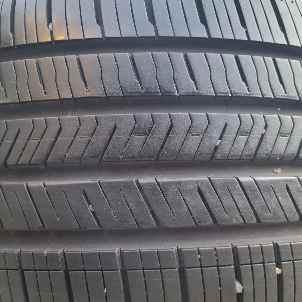 [인천중고타이어] 245/40R19 98W 넥센타이어 엔페라 슈프림