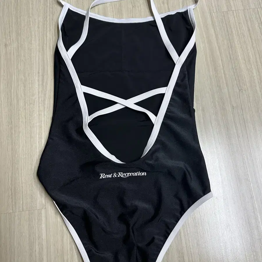 레스트앤레크레이션 RR LOGO SWIMSUIT BLACK [S]