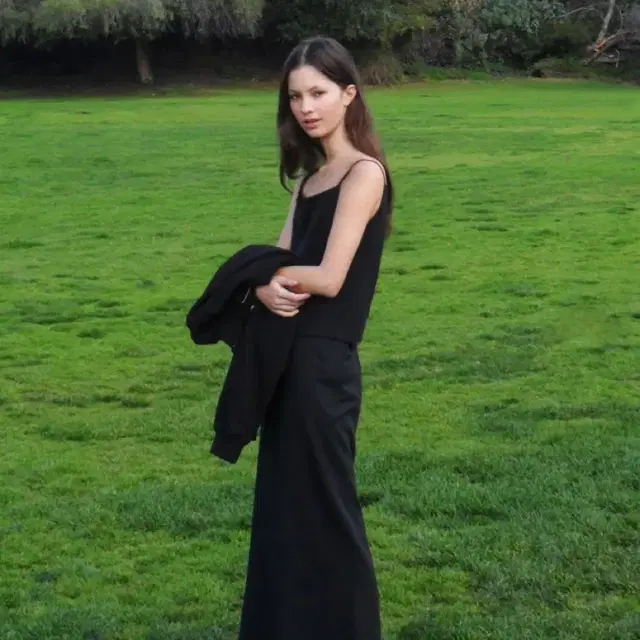 로우클래식 롱스커트 구해요 RELAXED SLIT LONG SKIRT