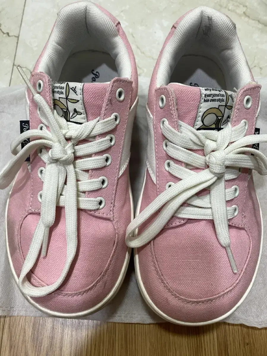 [Women's Shoes/Tall/Tiny/Kid's/Kitsch/Daily]Posegants Stop Pink Sneakers