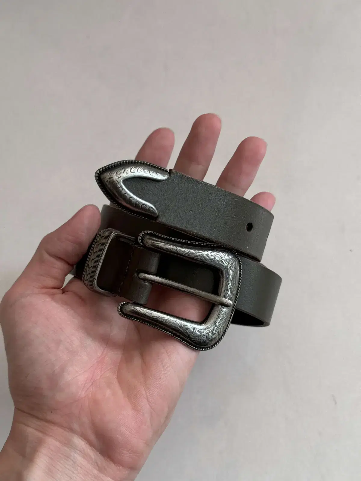 vintage buckle belt