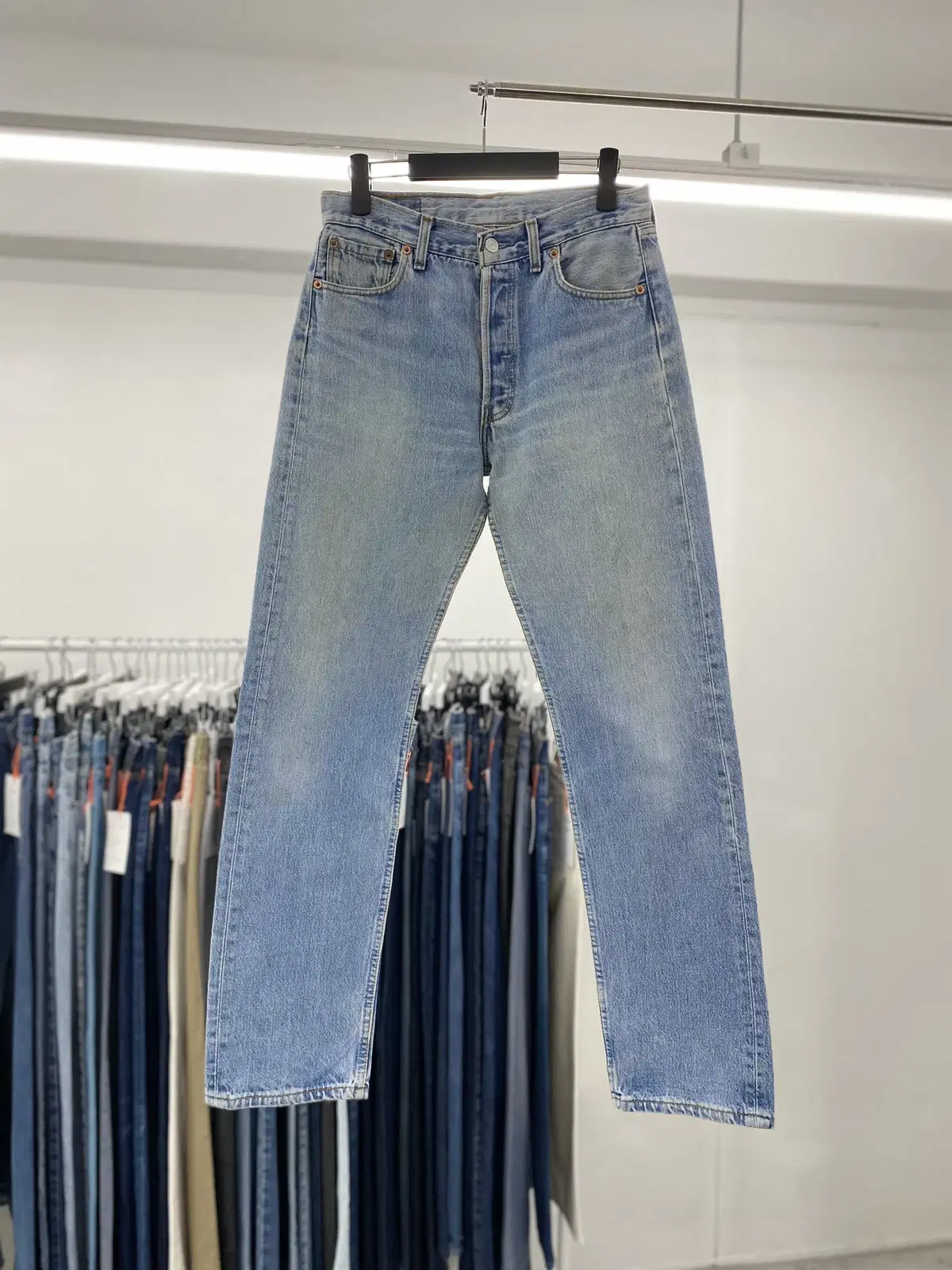 Levis 501 90s UK size 29 a2808