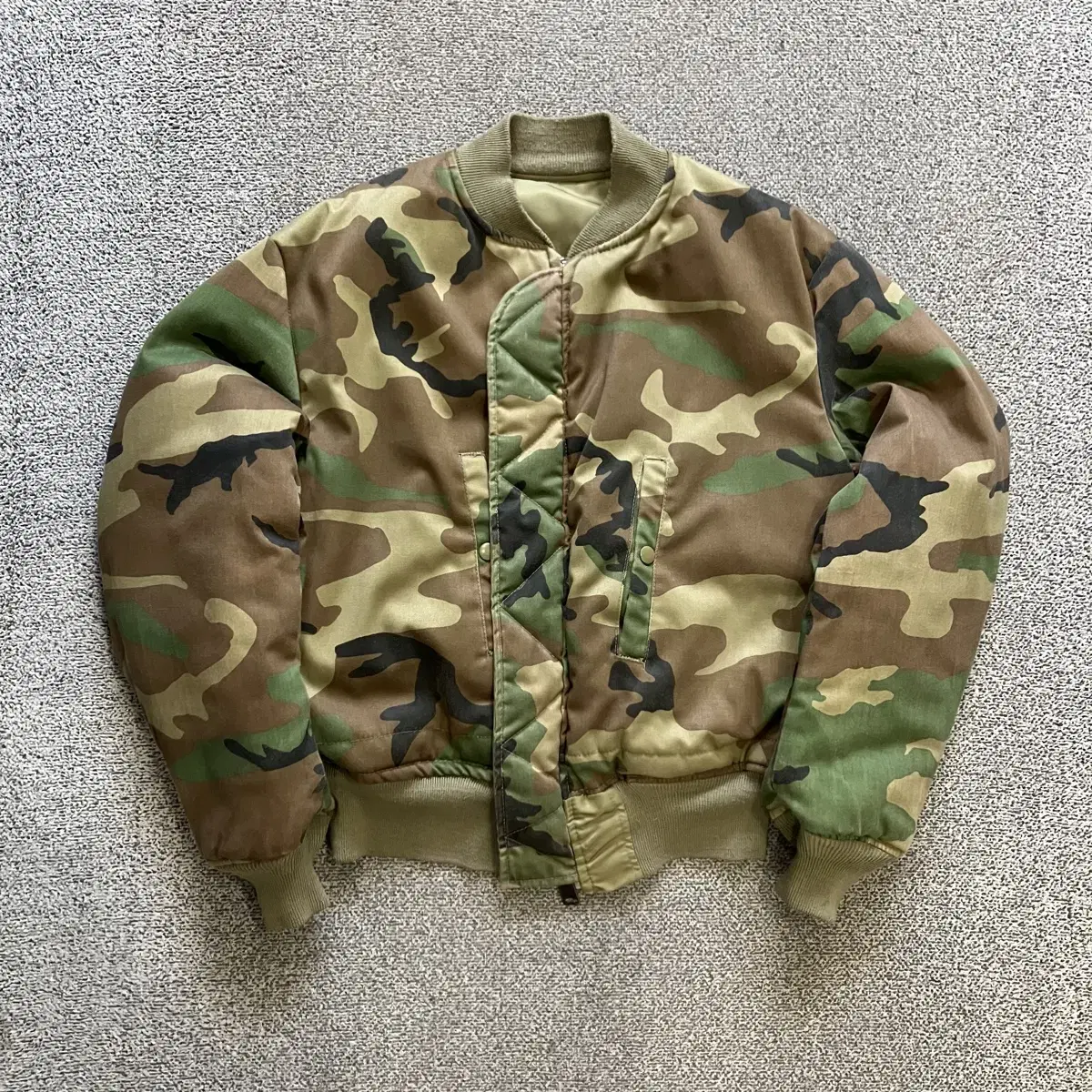 4 HOPE MFG USA MA-1 Reversible Mayan Air Jumper