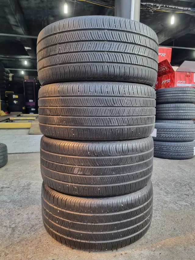 [중고타이어] 275/40R19 콘티넨탈 콘티프로 콘택트 2754019