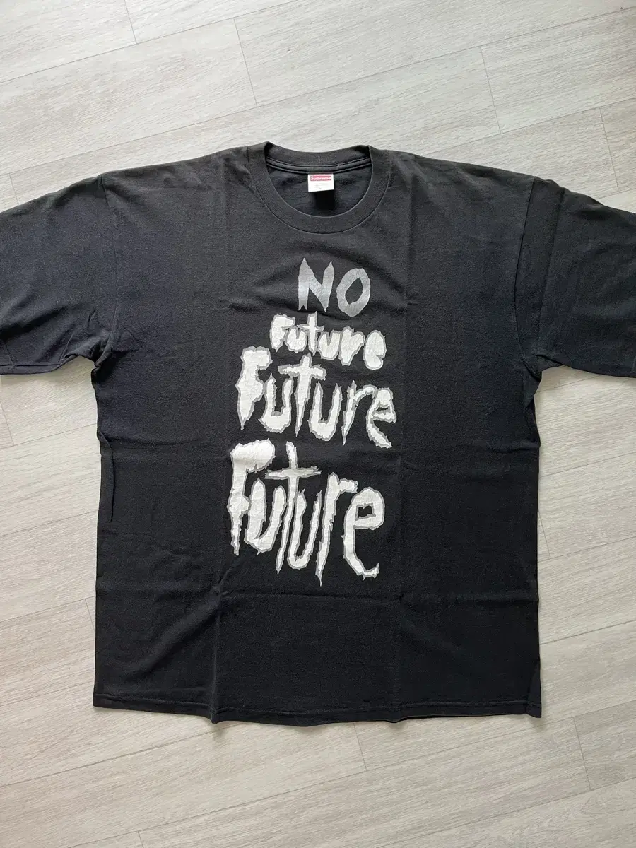 올드 슈프림 2003 no future 티셔츠 xl