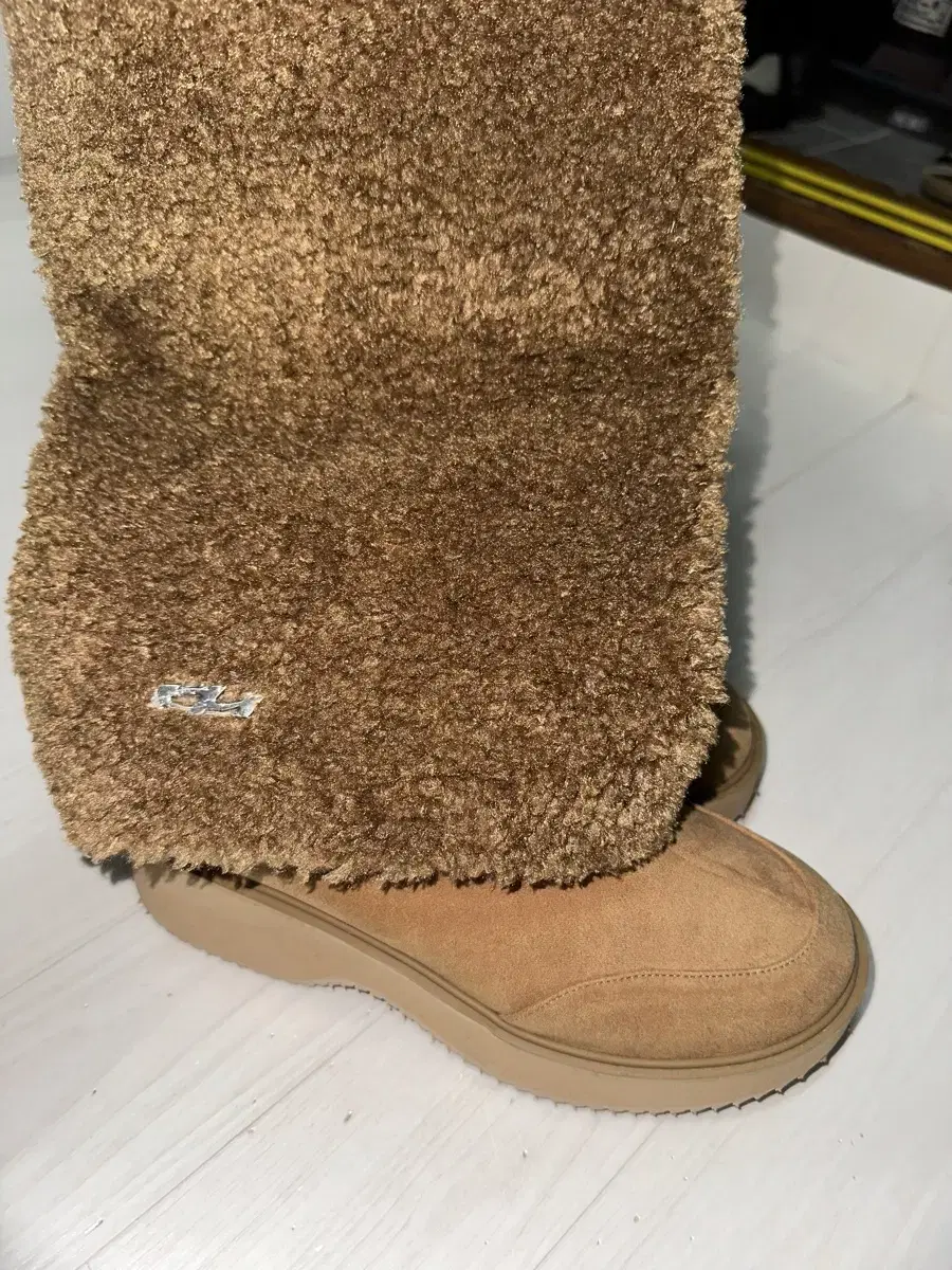 7|호 FUR LEG WARMER CHUNKY BOOTS