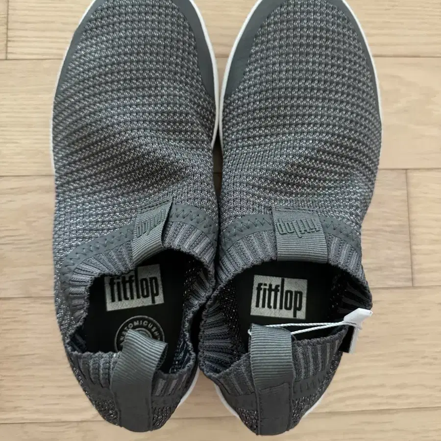 Fitflop, 핏플랍 니트스니커(새제품).