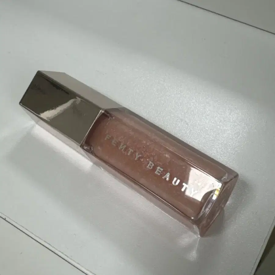 Fenty beauty sweet mouth gloss 새상품 반택포